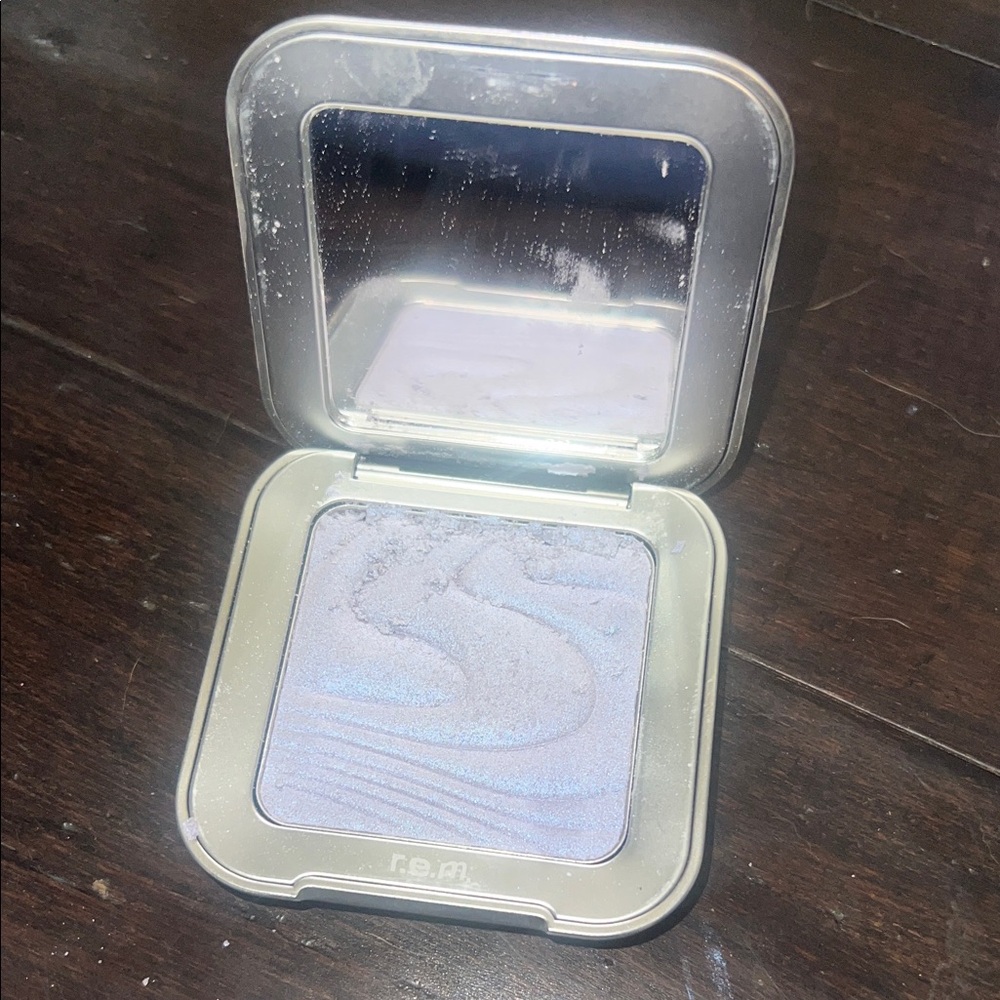 Iridescent Blue Highlighter